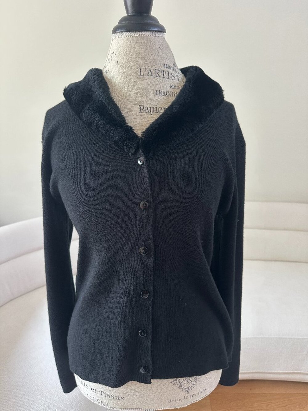 Vintage Y2K Hillard & Hanson Black Faux Fur Collar Cardigan Medium Clueless